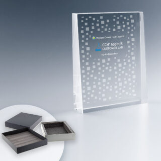 Grand Trophée Trapèze en Verre avec gravure laser et impression numérique couleur