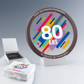 Grande Médaille XL bronze à personnaliser avec marquage laser et impression couleur, livrée dans un coffret personnalisable pour récompenses professionnelles.