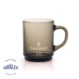 Mug fumé Duralex Versailles 26 cl sépia personnalisé avec gravure laser pour le secteur de la restauration.